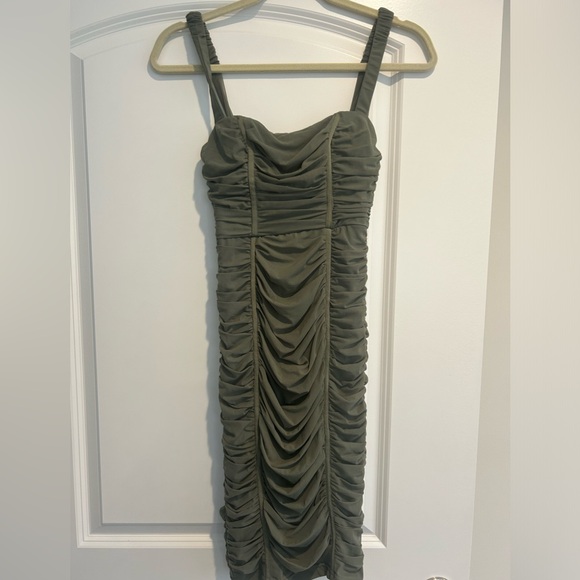 Selfie Leslie square neckline, ruched body on dress in olive - Picture 4 of 5